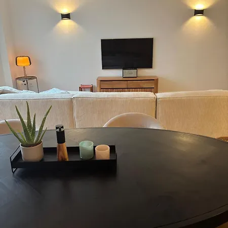 Apartment Own Terrace - Own Frontdoor - 2 65qm